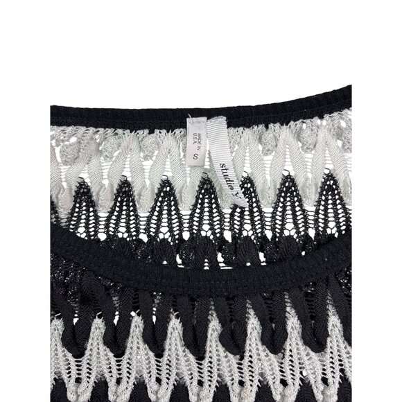 Vintage Y2K Studio Y Womens Metallic Zigzag Knit Top S Dolman Sleeve Black White - Picture 3 of 5